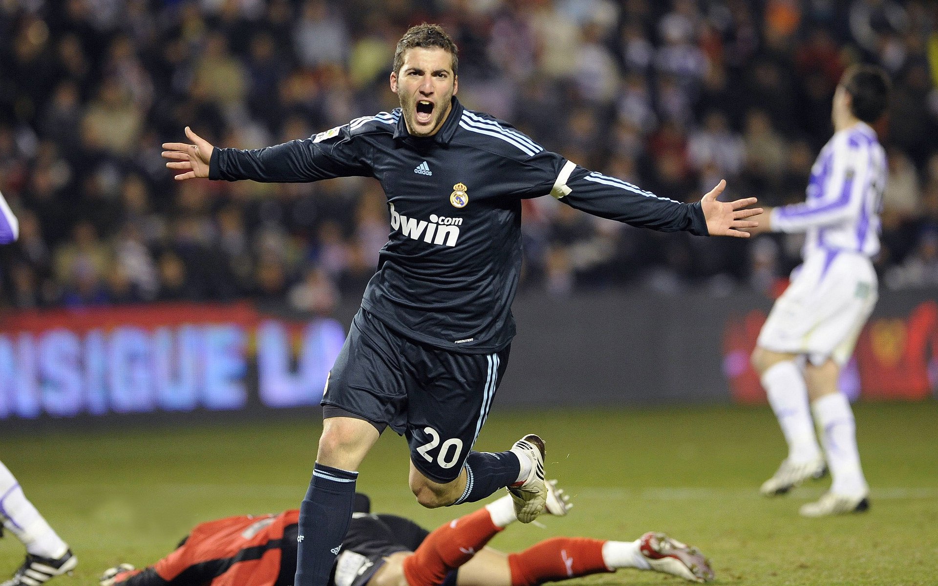 蒂姆神级表现震撼全场，美国队勇创辉煌